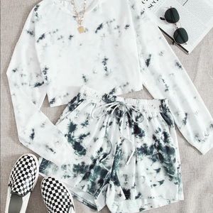 Shein tie dye top and tie waist shorts set (small)